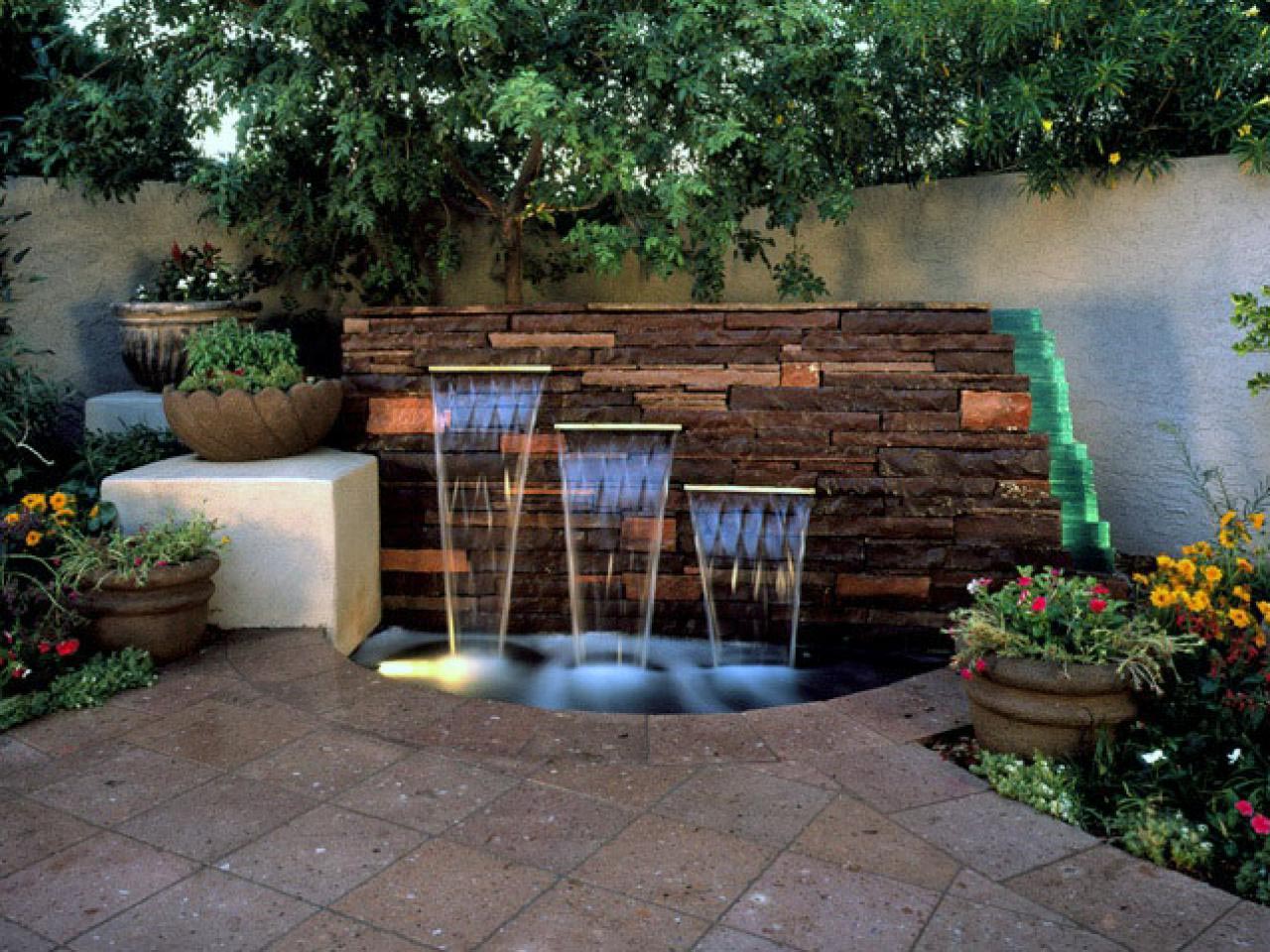 Backyard Landscaping Ideas with Water Features