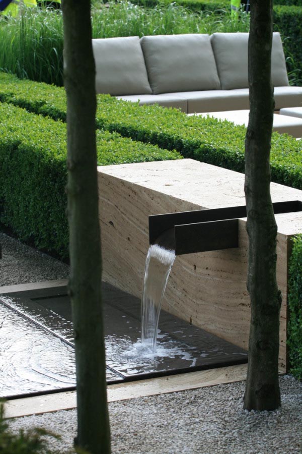 Japanese Water Fountain Art