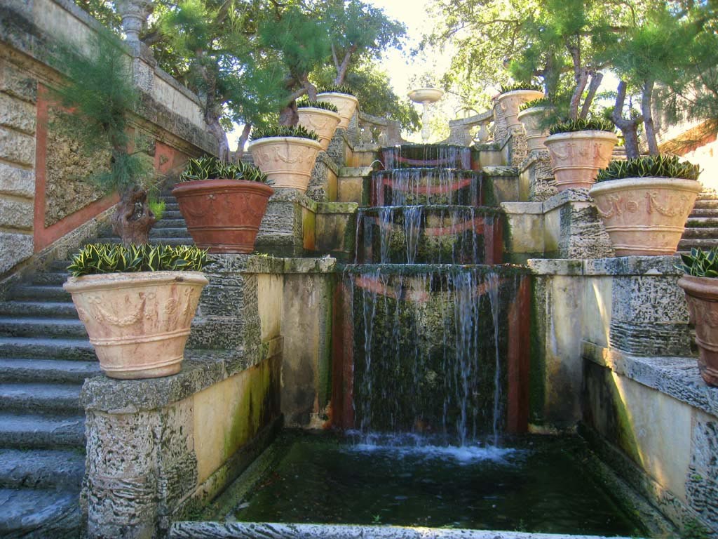 Landscape Design Water Fountain