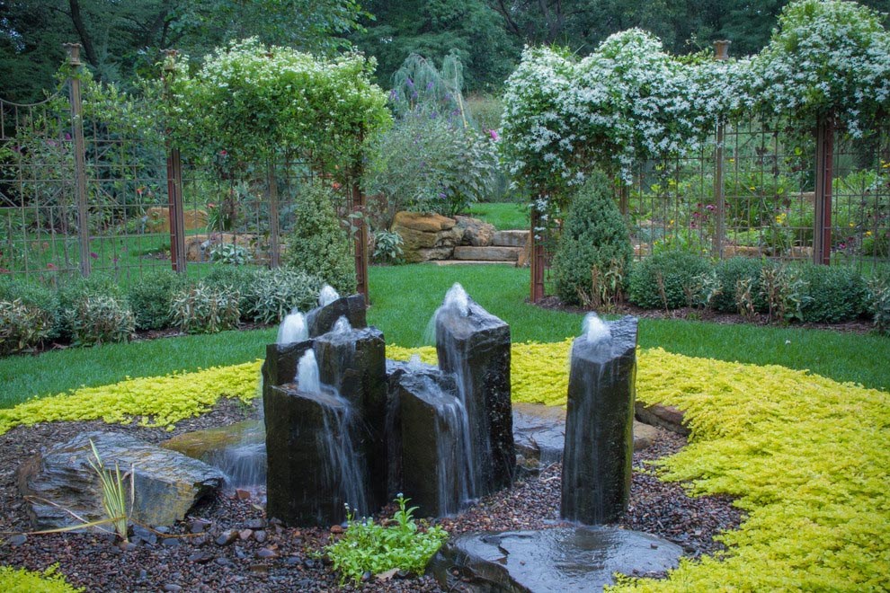 Water Fountain Yard